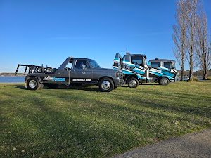 Underground Towing And Salvage place picture